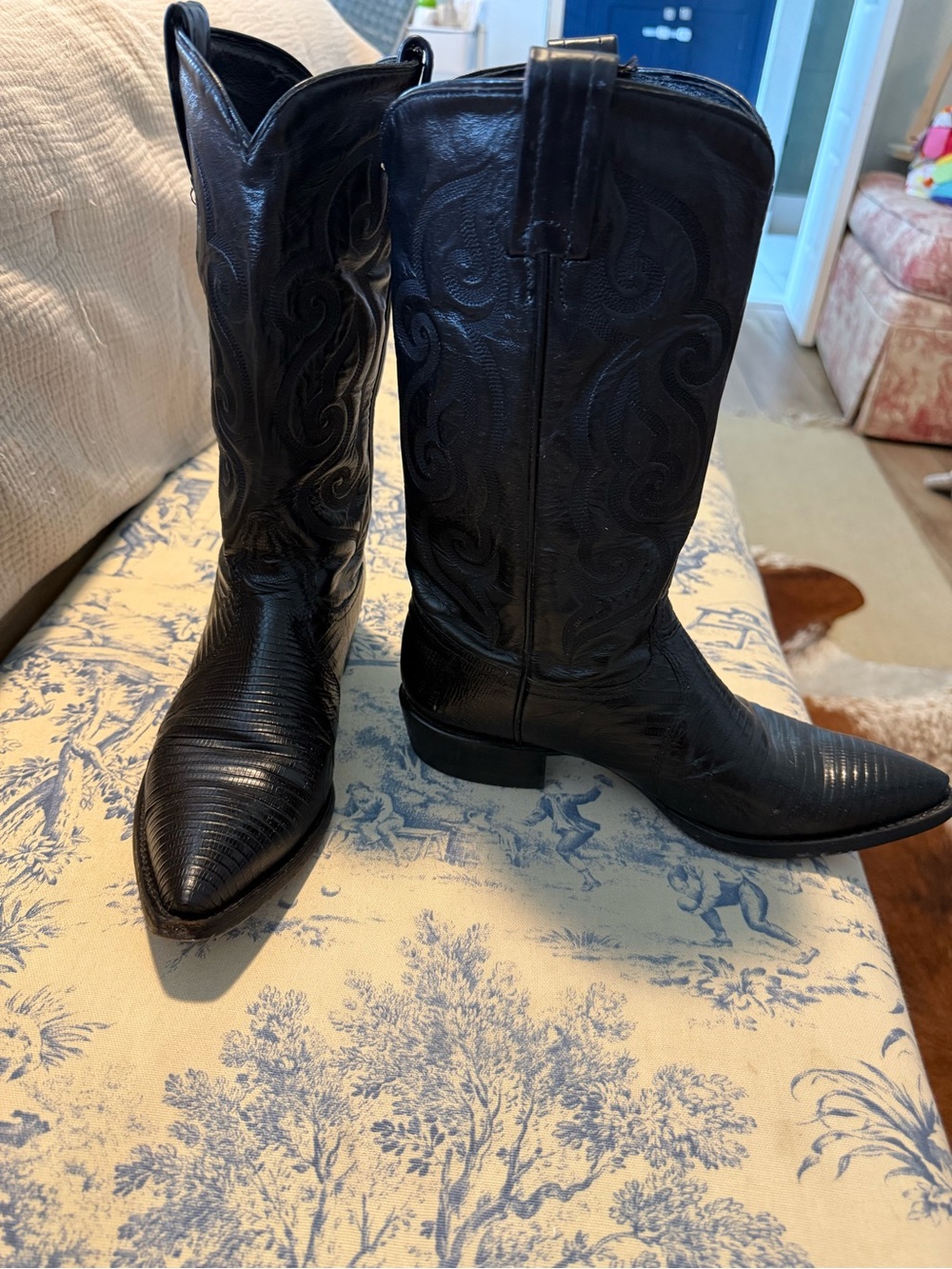 Vintage Tony Lama Black Cowboy Boots
